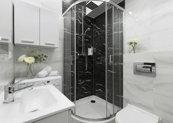 Cozy Old Town Center By Elite